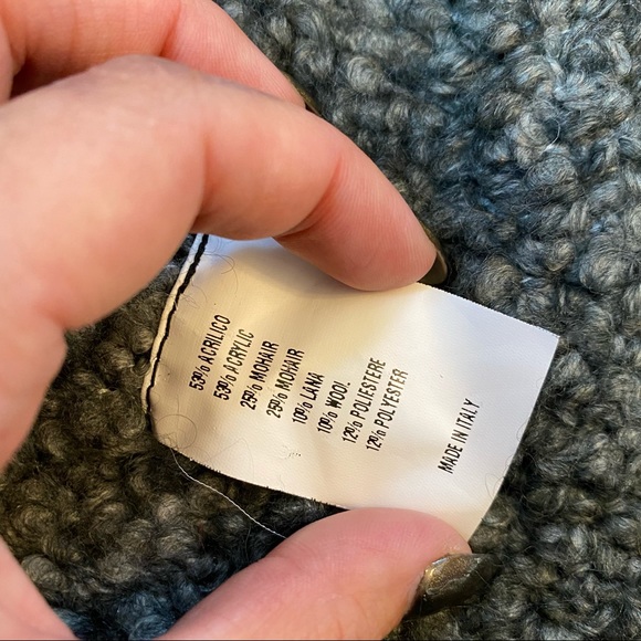 Roncarati Italian Designer Boucle Long Shawl - Picture 4 of 5